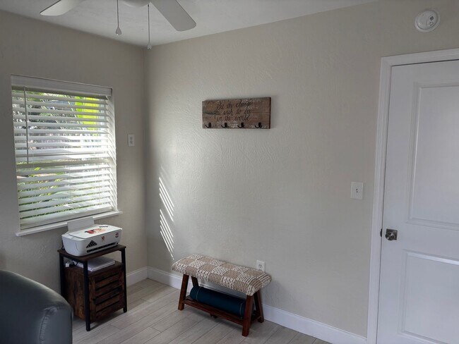 Building Photo - 3BR 2BA for Rent NSB between US1 & the River