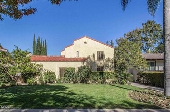 Building Photo - 1064 Linda Vista Ave