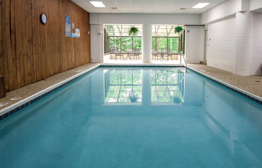 Indoor heated pool - 200 West Apartments