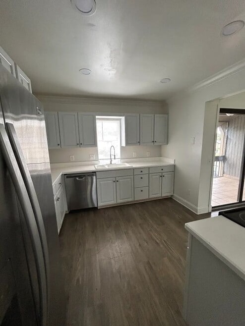 Building Photo - 7616 Las Palmas Way