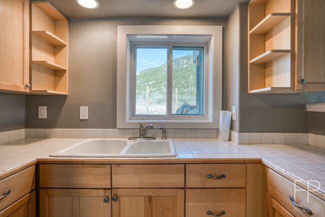 Building Photo - 1194 Co Rd 6