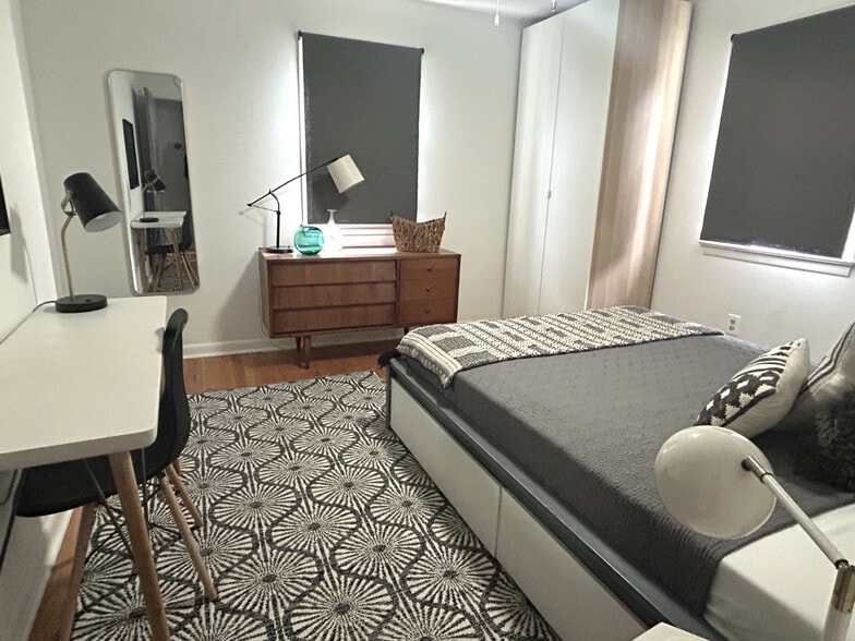 Bedroom #1 - 33 E 9th St