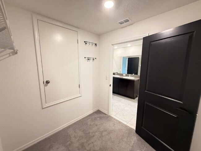 Building Photo - 14906 Imperial Purple Ln