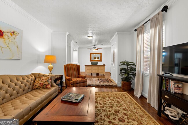 Building Photo - 101 Waterwood Bend