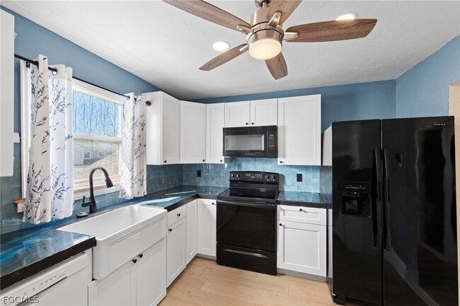 Building Photo - 1535 Trafalgar Ln