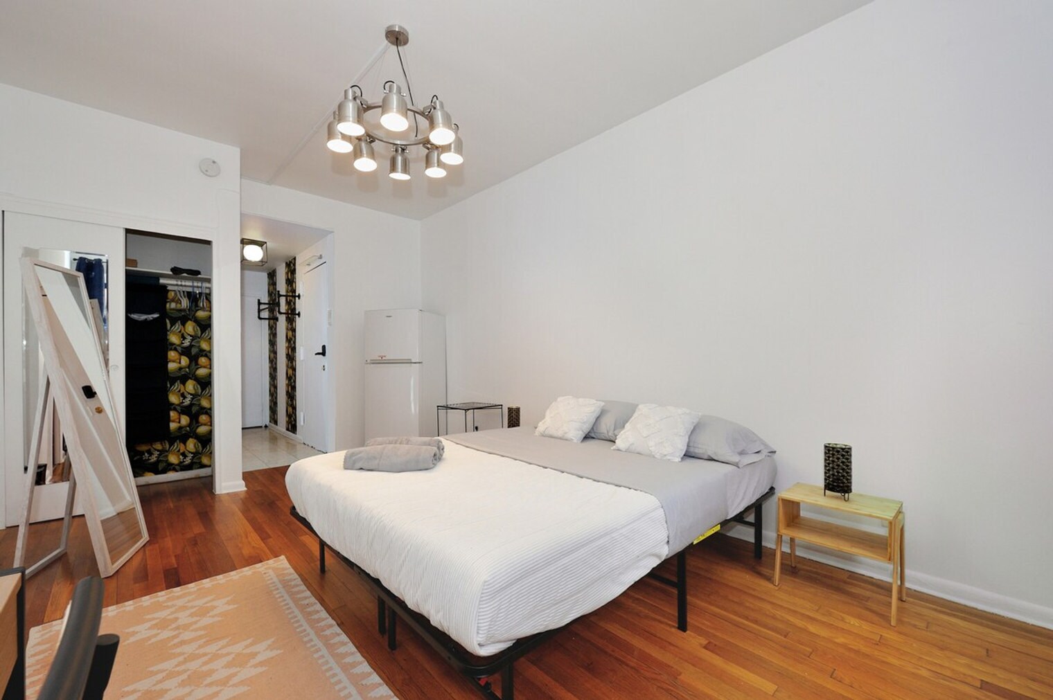 Building Photo - 474 9th Ave