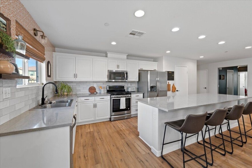 Building Photo - 14373 Lorado Way