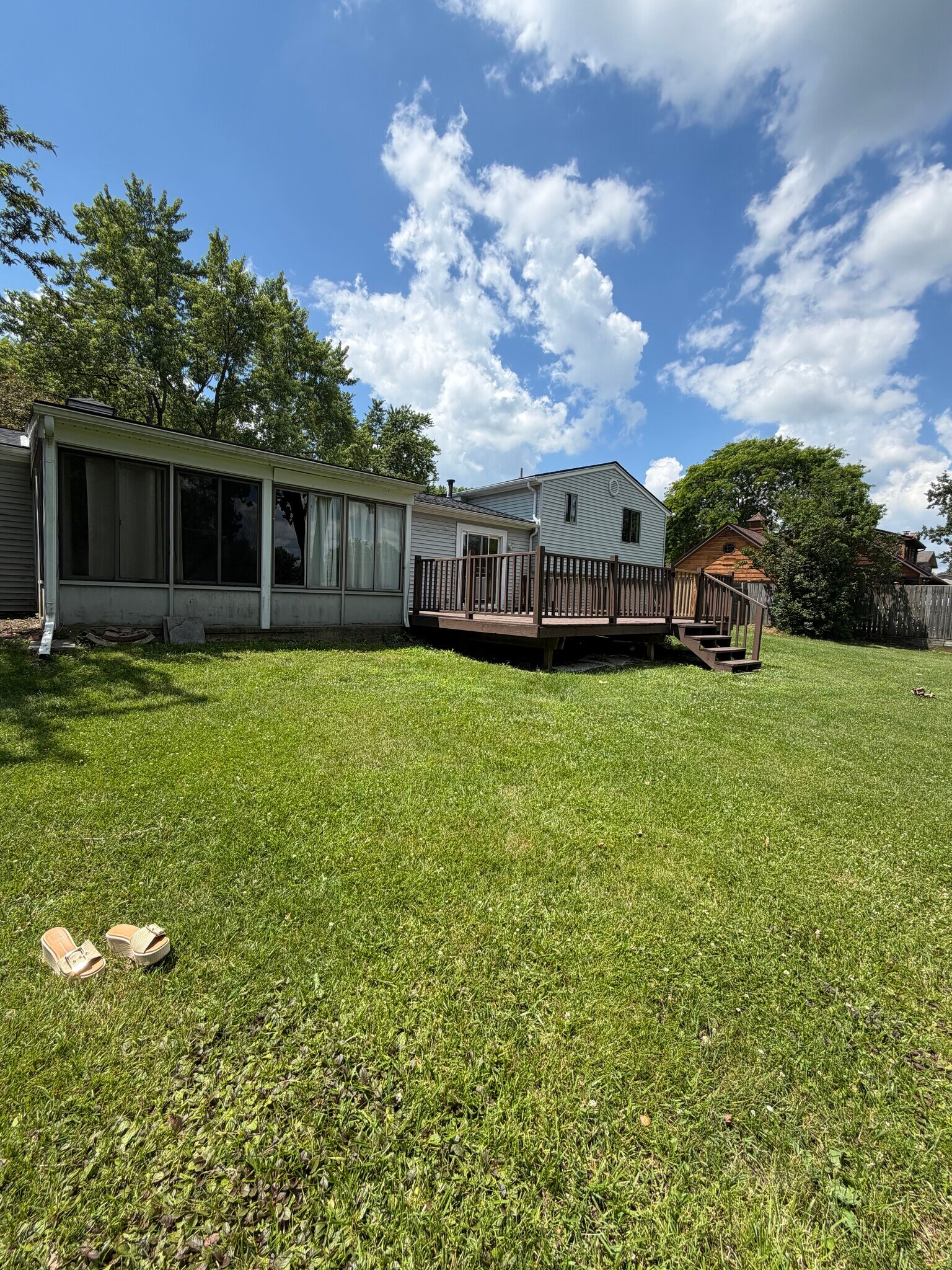 Building Photo - 4544 Hillview Shr