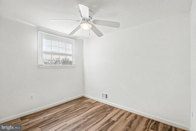 Building Photo - 13828 Londonderry Ct