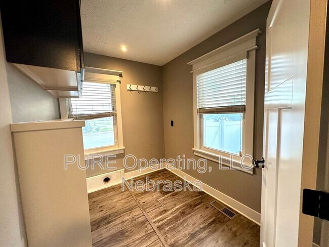 Building Photo - 2814 N 204th St