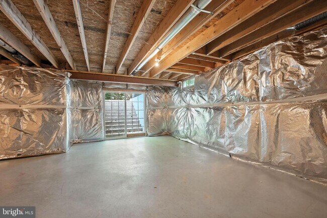 Building Photo - 14504 Kestral Ct