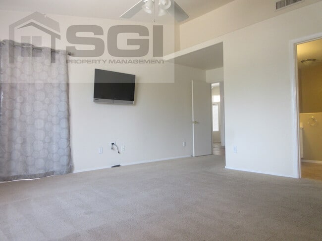 Building Photo - 8606 W Caribbean Ln