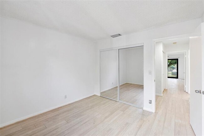 Building Photo - 2157 NW 37th Ave