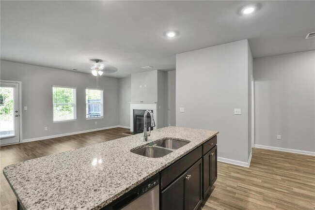 Building Photo - 3405 Endurance Ct