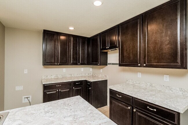 Building Photo - 11520 Southern Creek Dr