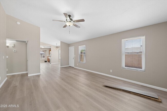 Building Photo - 11904 N 76th Ln