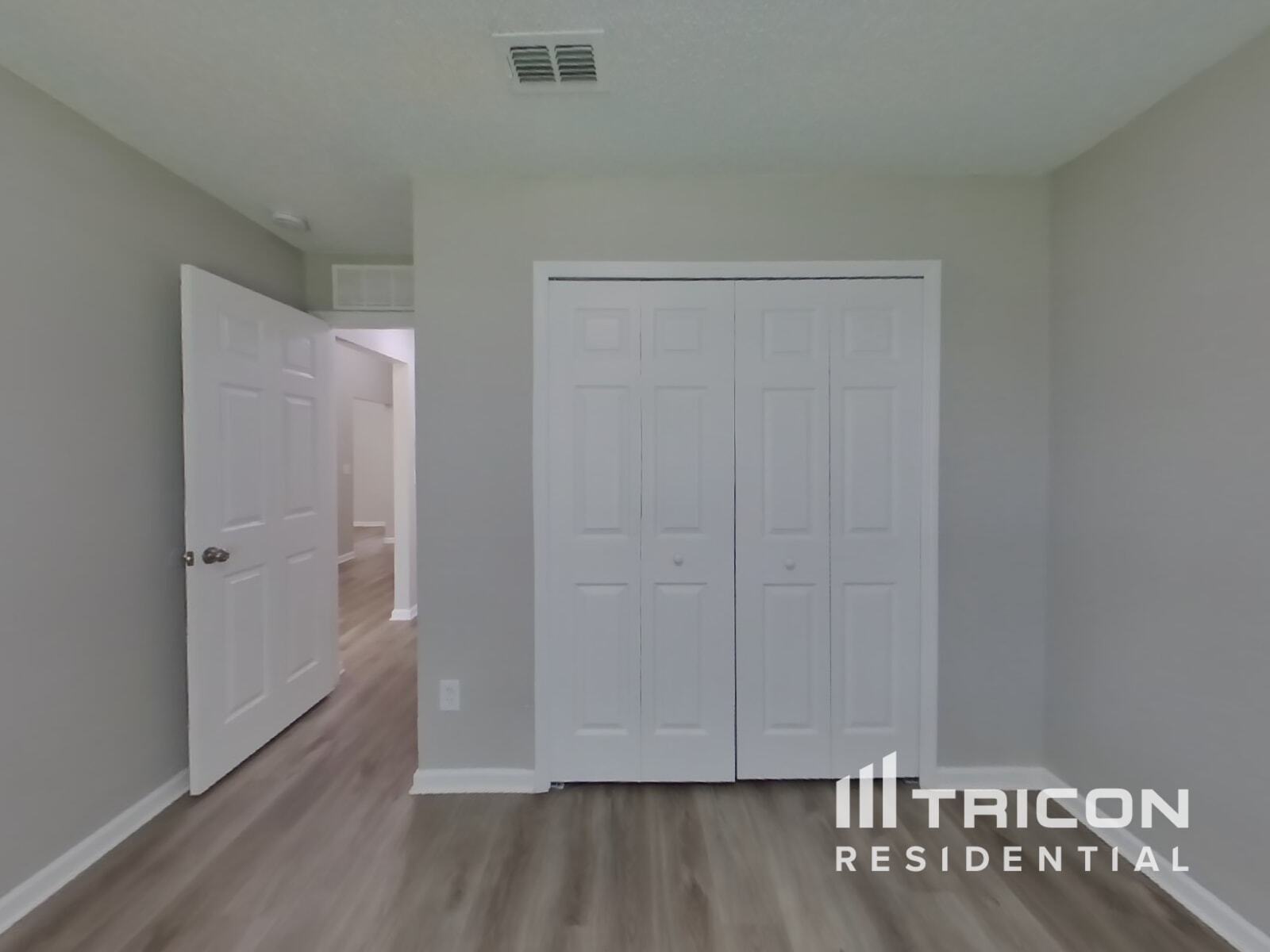 Building Photo - 9282 Thunderbolt Dr
