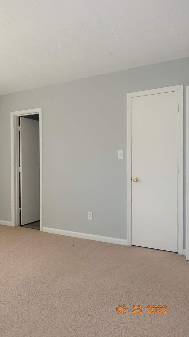 Building Photo - 5723 Aftonshire Dr