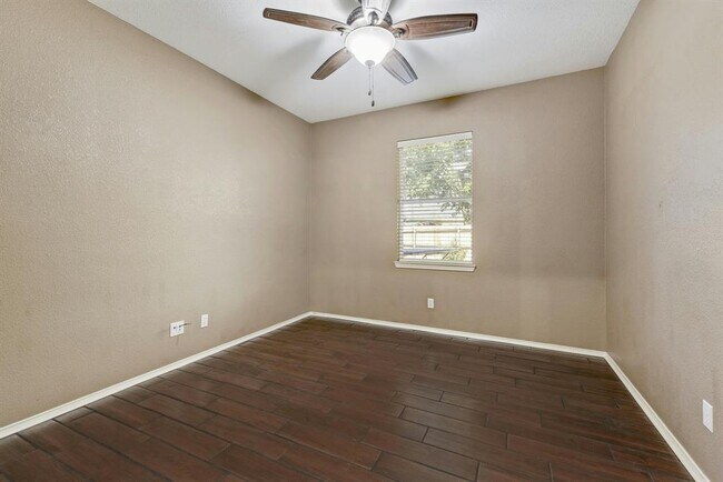 Building Photo - 114 Highalea Ct
