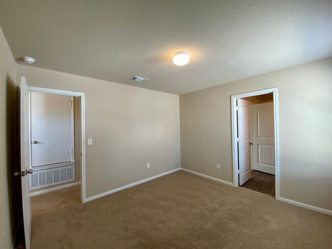 Building Photo - 3012 Tilmon Ln.