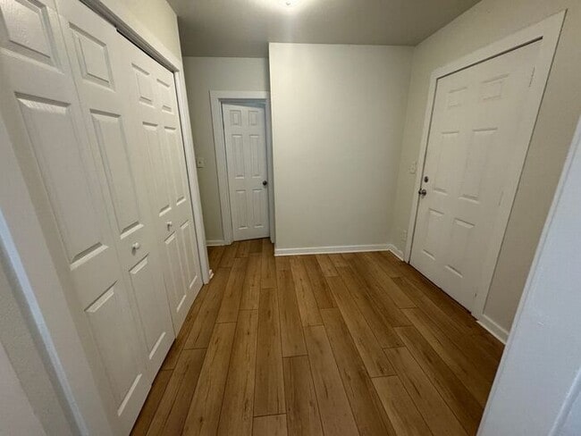 Building Photo - Downtown Pensacola - 2 bedroom, 1 bathroom