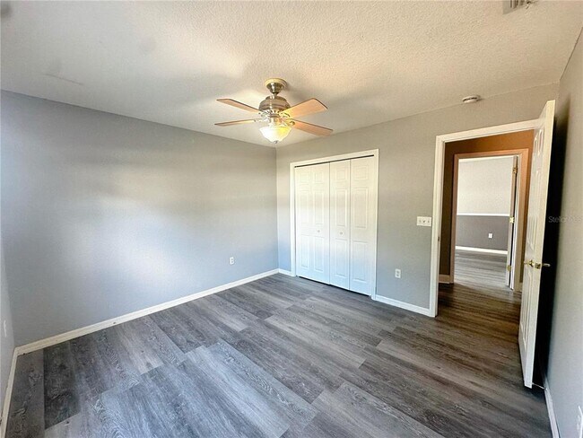 Building Photo - 5544 Fischer Dr