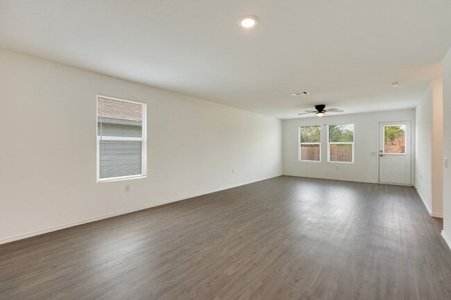 Building Photo - 4210 Artesian Belt