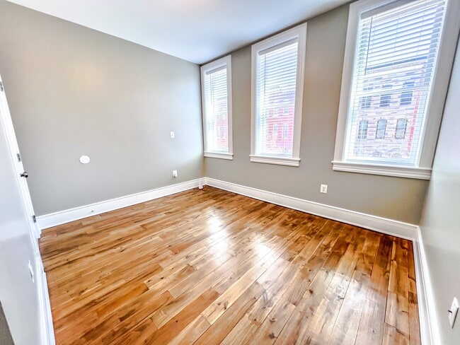 Building Photo - 426 Mosher St