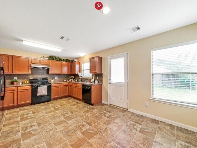 Building Photo - 18415 Tupper Bend Ln