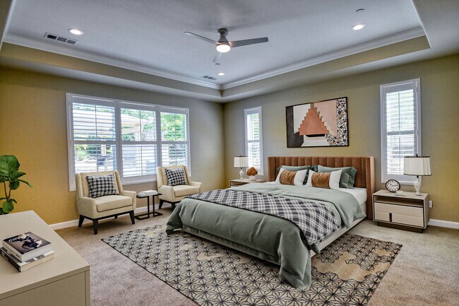 Building Photo - 5 Bedroom Resort-Style Estate with Pool, Spa & RV Parking