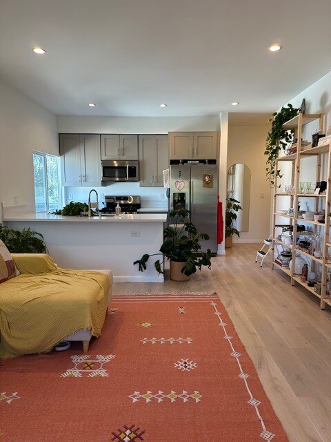 Building Photo - 5232 W 20th St