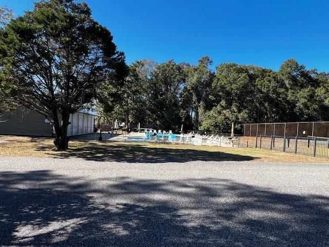 Building Photo - 207 Riverbend Dr