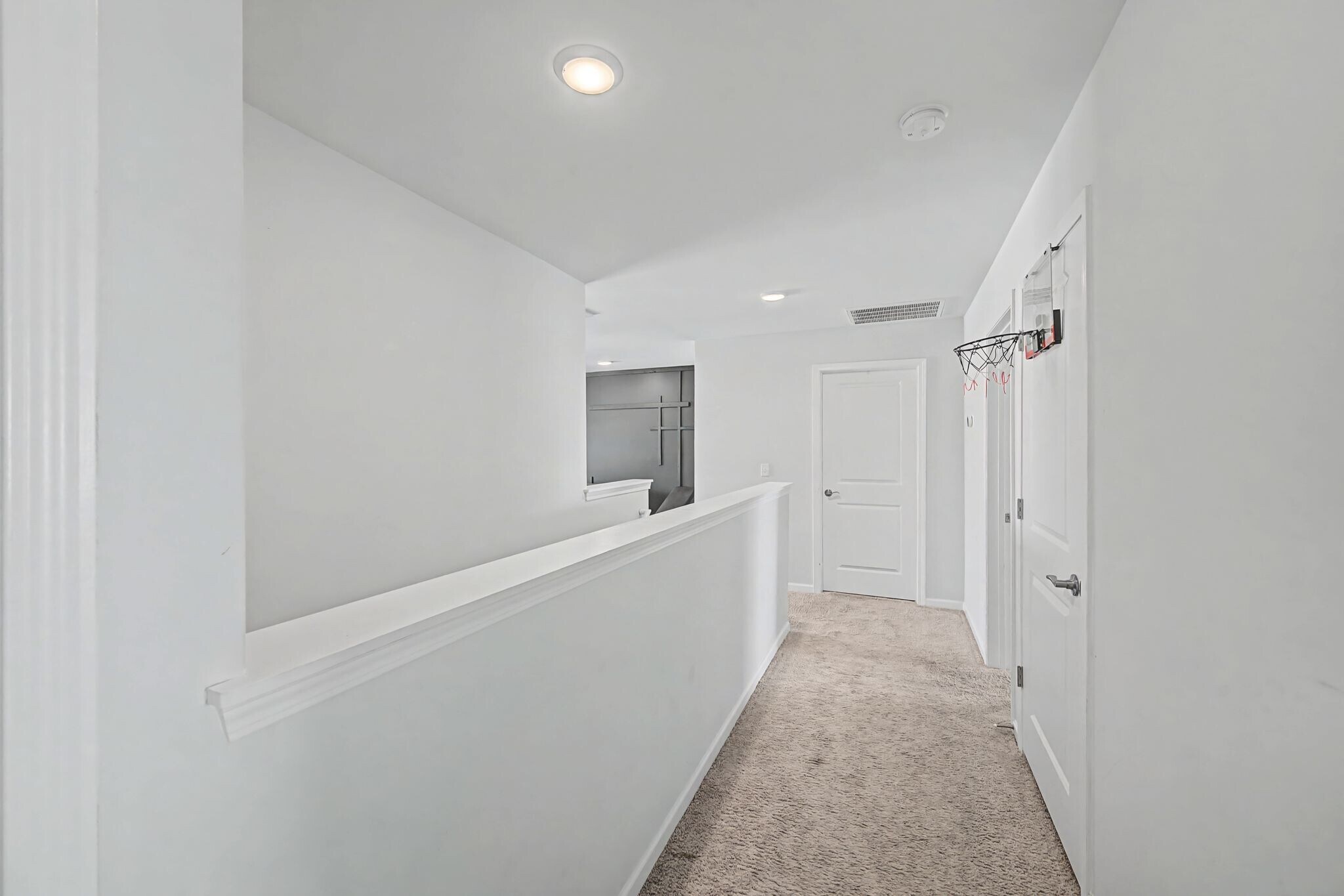 Building Photo - 2784 Nottingham Dr