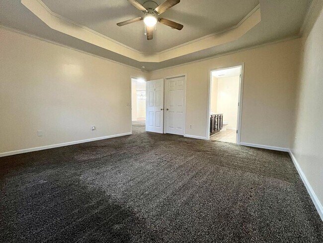 Building Photo - Welcome To Pleasant View!