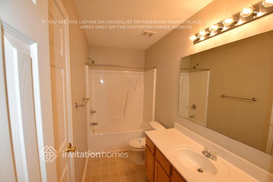 Building Photo - 122 Elgin Ln