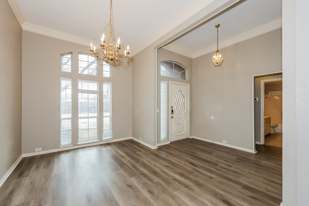 Building Photo - 317 N Fountain Gate Dr