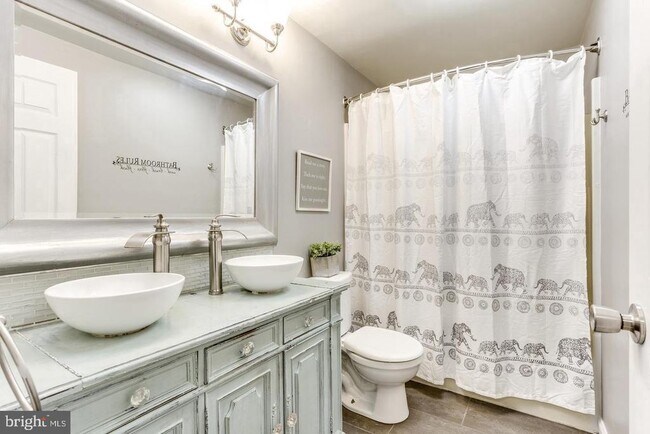 Building Photo - 5420 King Arthur Cir