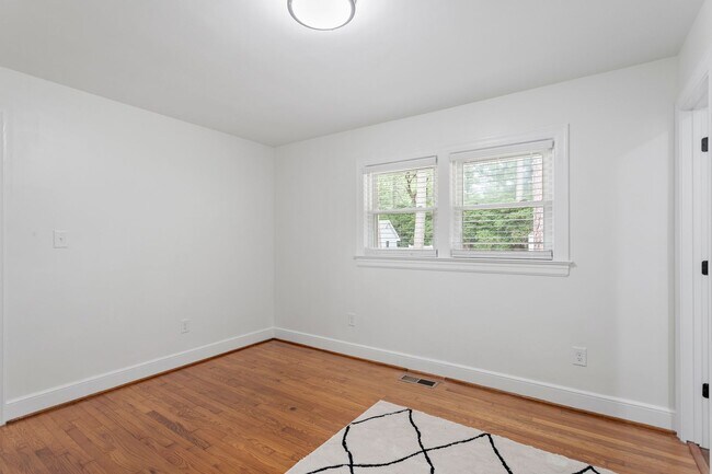 Building Photo - RENOVATED Three Bedroom Home!
