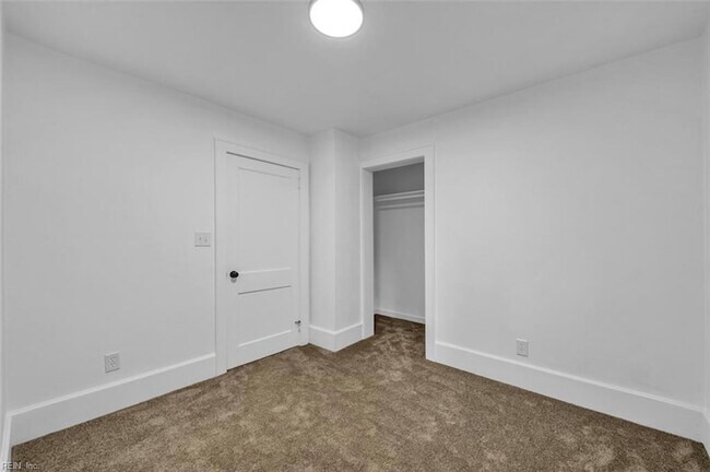 Building Photo - 416 Maryland Ave