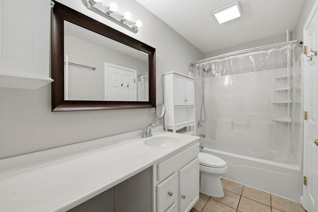 Building Photo - 1499 Stonefield Dr