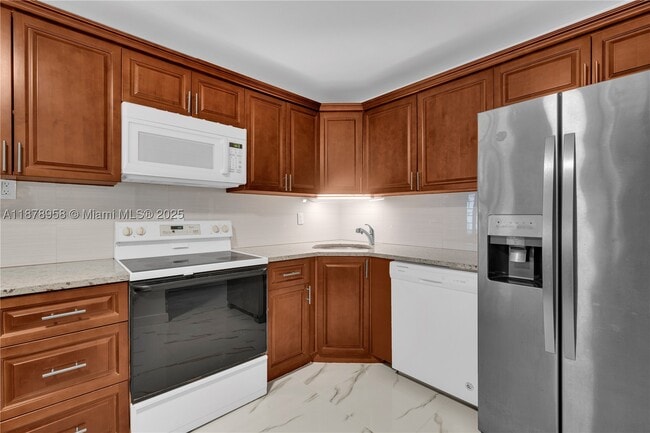 Building Photo - 9355 SW 8th St