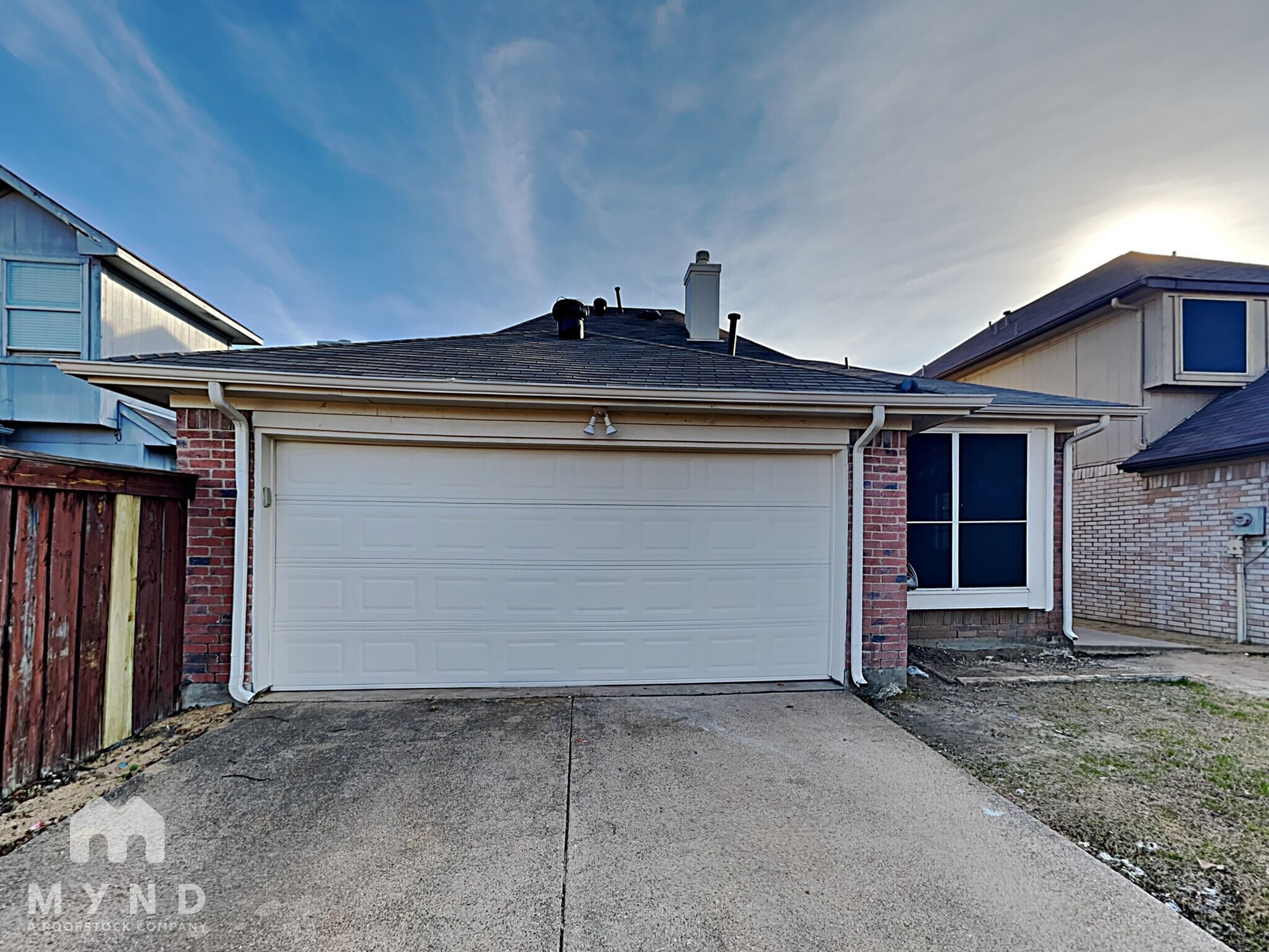 Building Photo - 2341 Baretta Dr