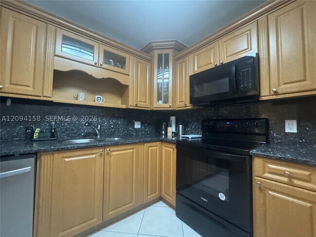 Building Photo - 3800 S Ocean Dr
