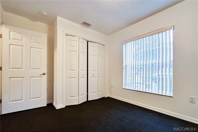 Building Photo - 4450 E Windmill Dr