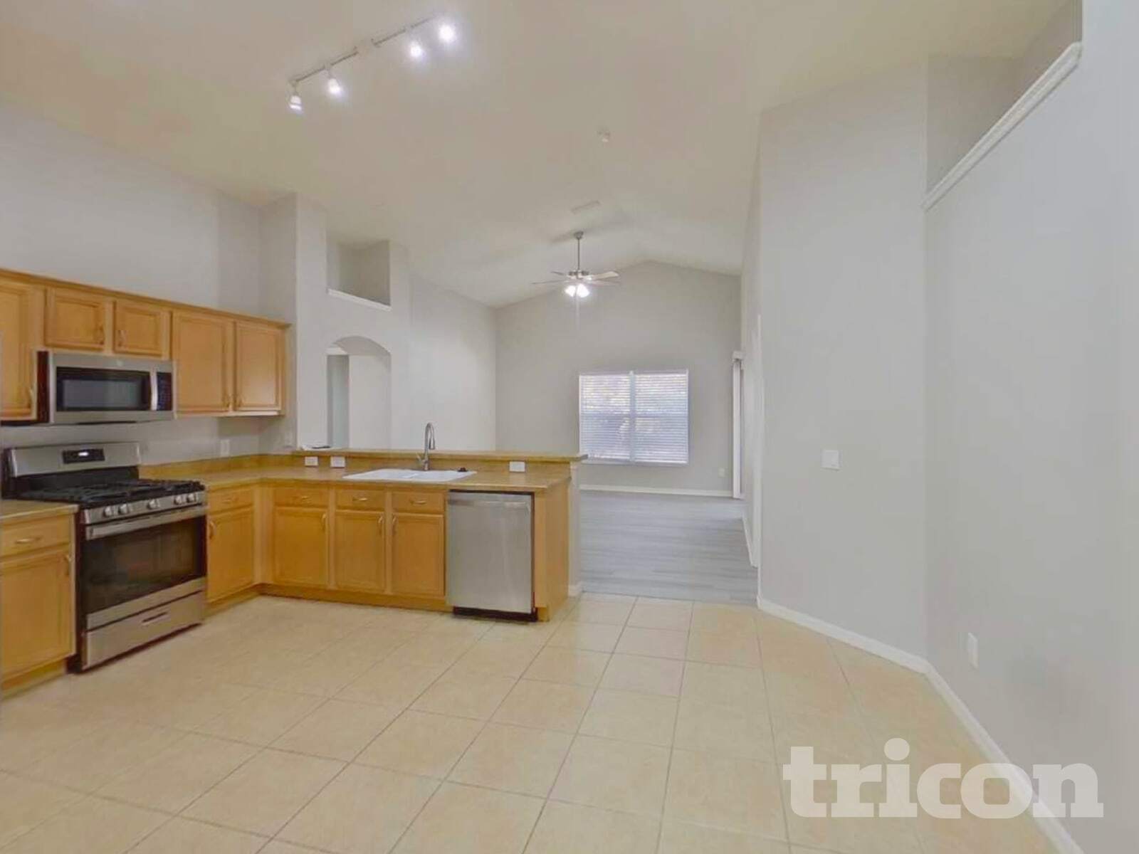 Building Photo - 6738 Waterton Dr