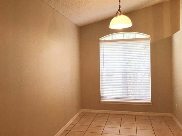 Building Photo - 2386 Blue Sapphire Cir