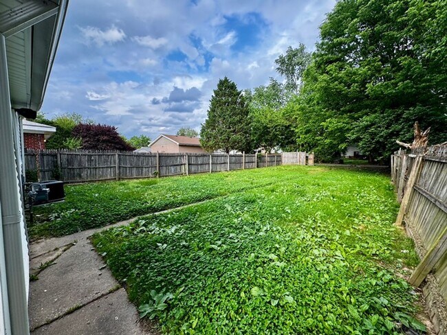 Building Photo - 3627 Parthenia Ave