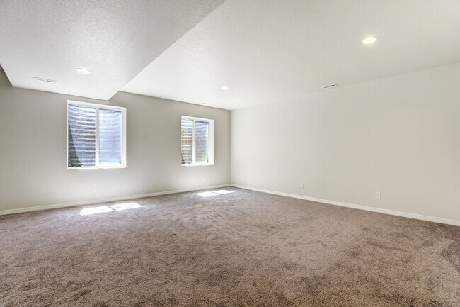 Building Photo - 7664 Alpine Daisy Dr