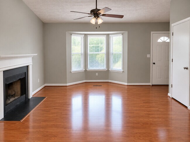 Building Photo - 3904 Welham Green Ct