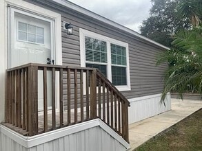 Building Photo - 31 Lisa Ln